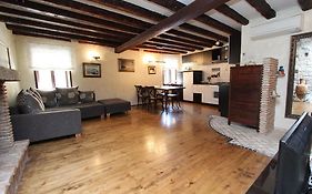 Apartment Midea